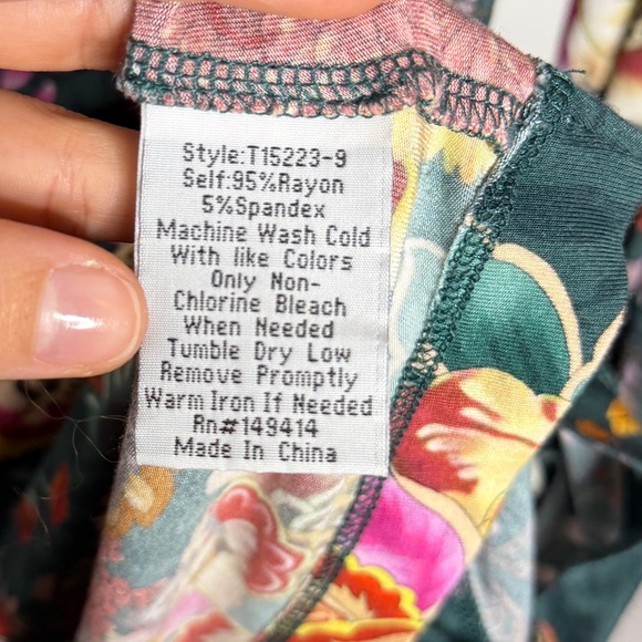 Johnny Was The Janie Favorite Puff Sleeve Knit Tee - Picture 5 of 6